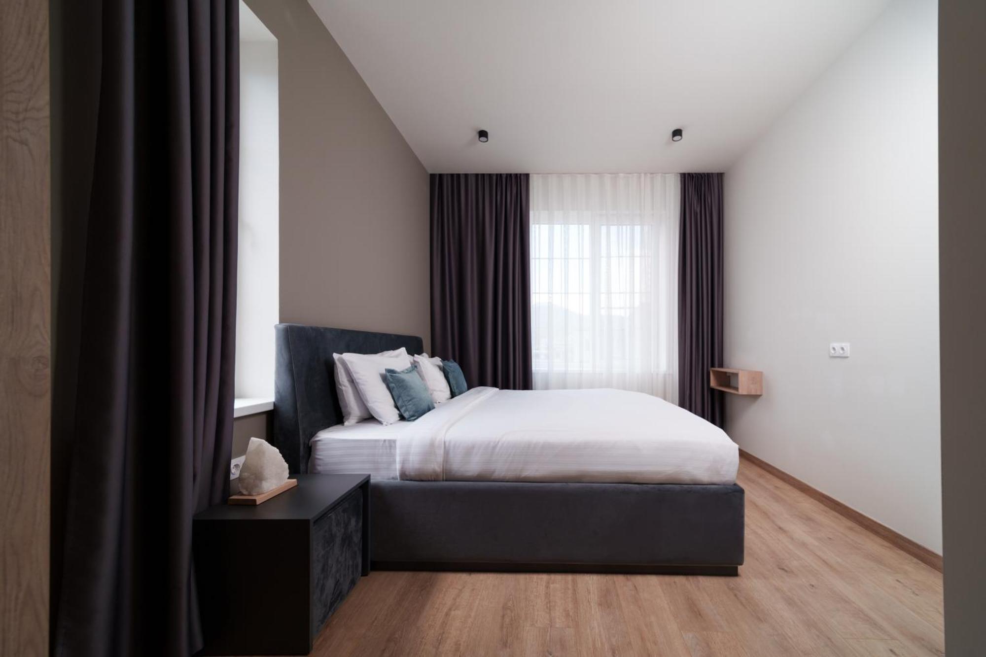 Dili Town Resort And Spa Дилиян Екстериор снимка
